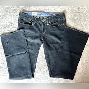 GAP Size 6 Bootcut Dark Wash Jeans, Like New